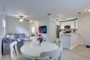 Jupiter Townhome with Patio and Yard about 6 Mi to Beach!